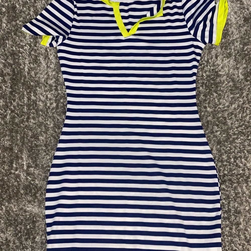 Dress - Picture 3 of 3